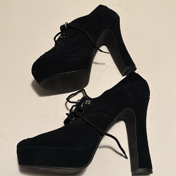 TUK Black Faux Suede Embroidered Stitching Lace Up Ankle Heeled ShoeBoot Size10 - Picture 4 of 6